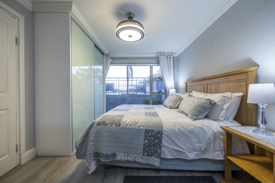 5 Bedroom Property for Sale in Glentana Western Cape